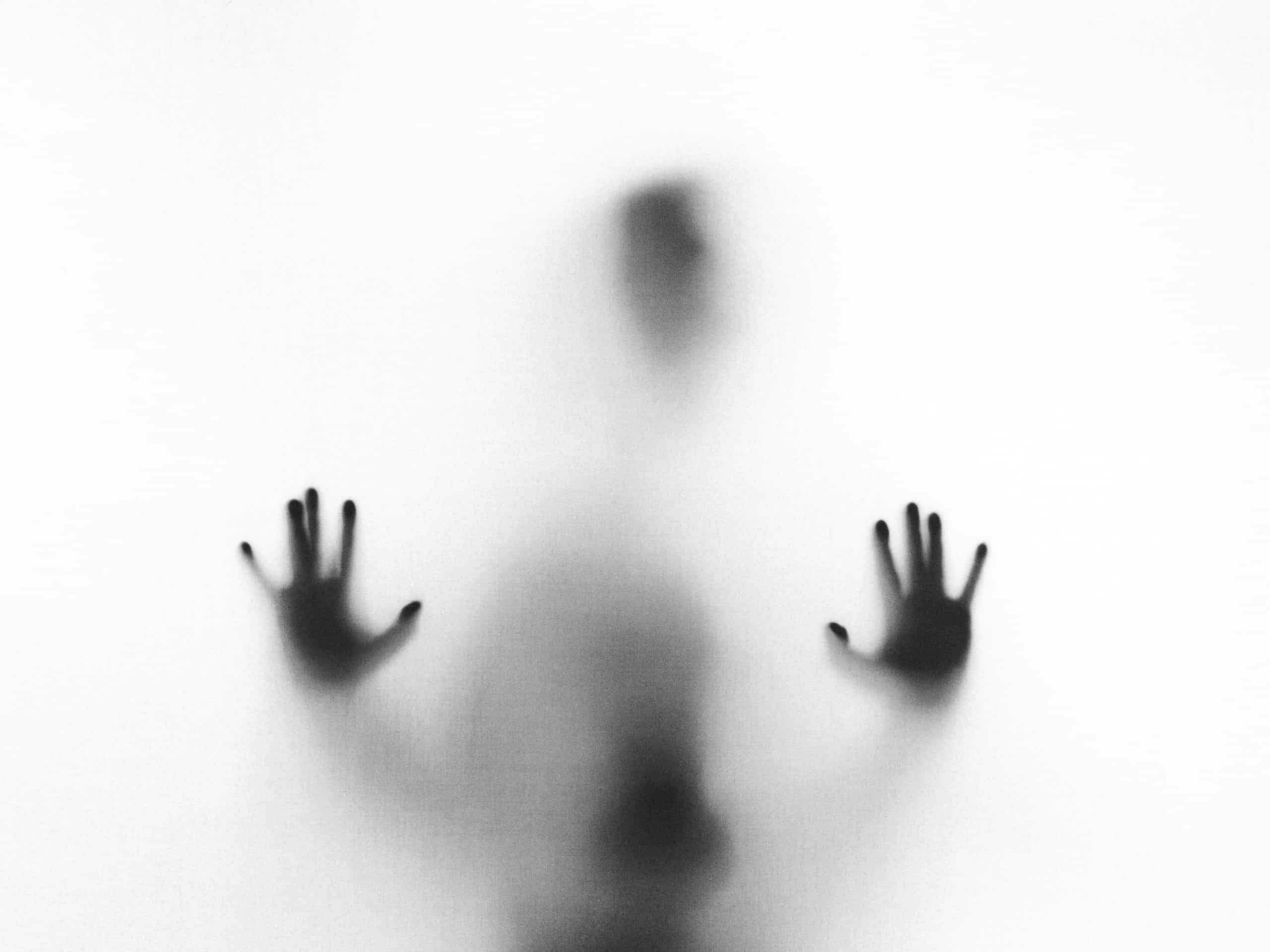 "What is wrong with me?" How to deal with these thoughts? 4 stefano pollio ZC0EbdLC8G0 unsplash scaled