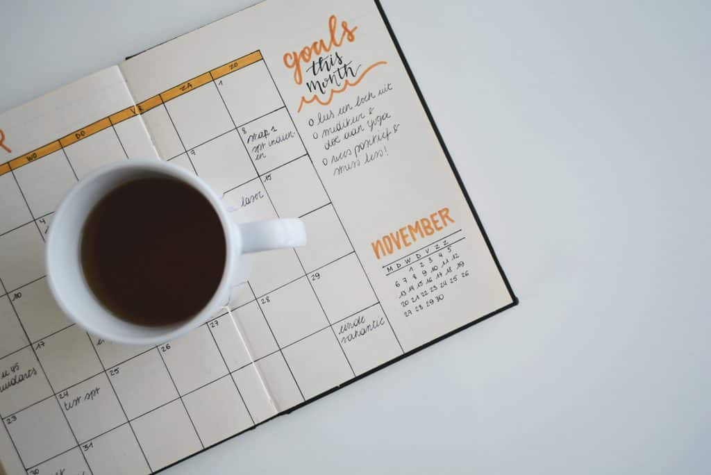 Identifying, avoiding and beating burnout 3 estee janssens aQfhbxailCs unsplash