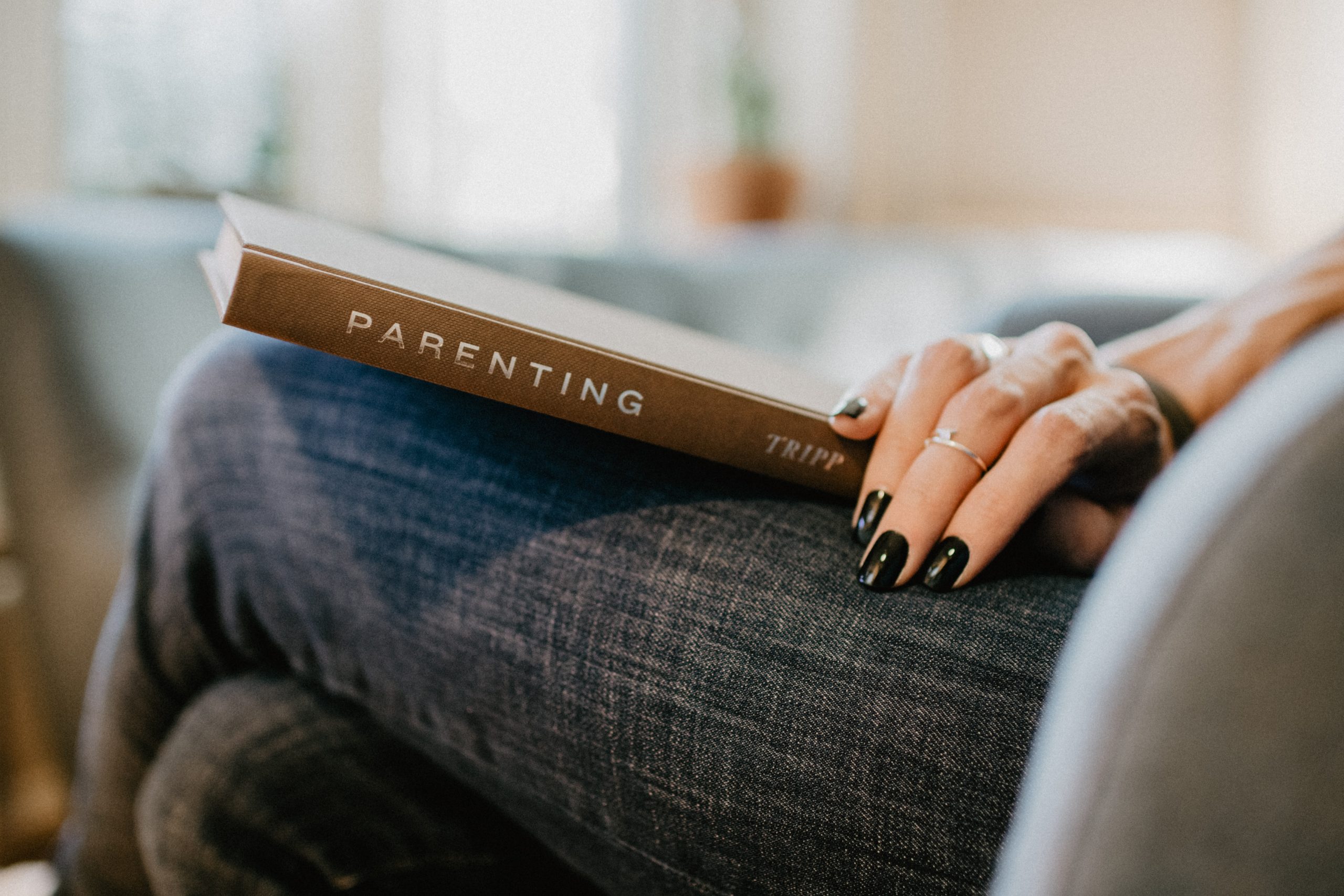 Parenting with Patience: Nurturing Strong Bonds and Balancing Work and Family 7 kelly sikkema giijfNulwxk unsplash 1 scaled